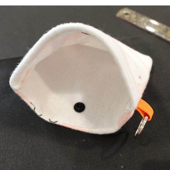 Ghostly Cute! - Set of 4 snap pouche key ring / ANYTHING holders! - Picture 12 of 14